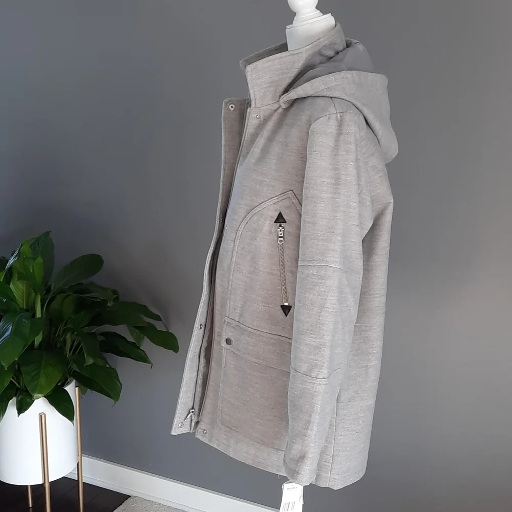 Women's winter jacket - Picture 11 of 12
